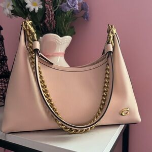 🩷 Coach Juliet 25 🩷